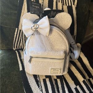 LoungeFly Sparkly Bridal Disney backpack 🤍